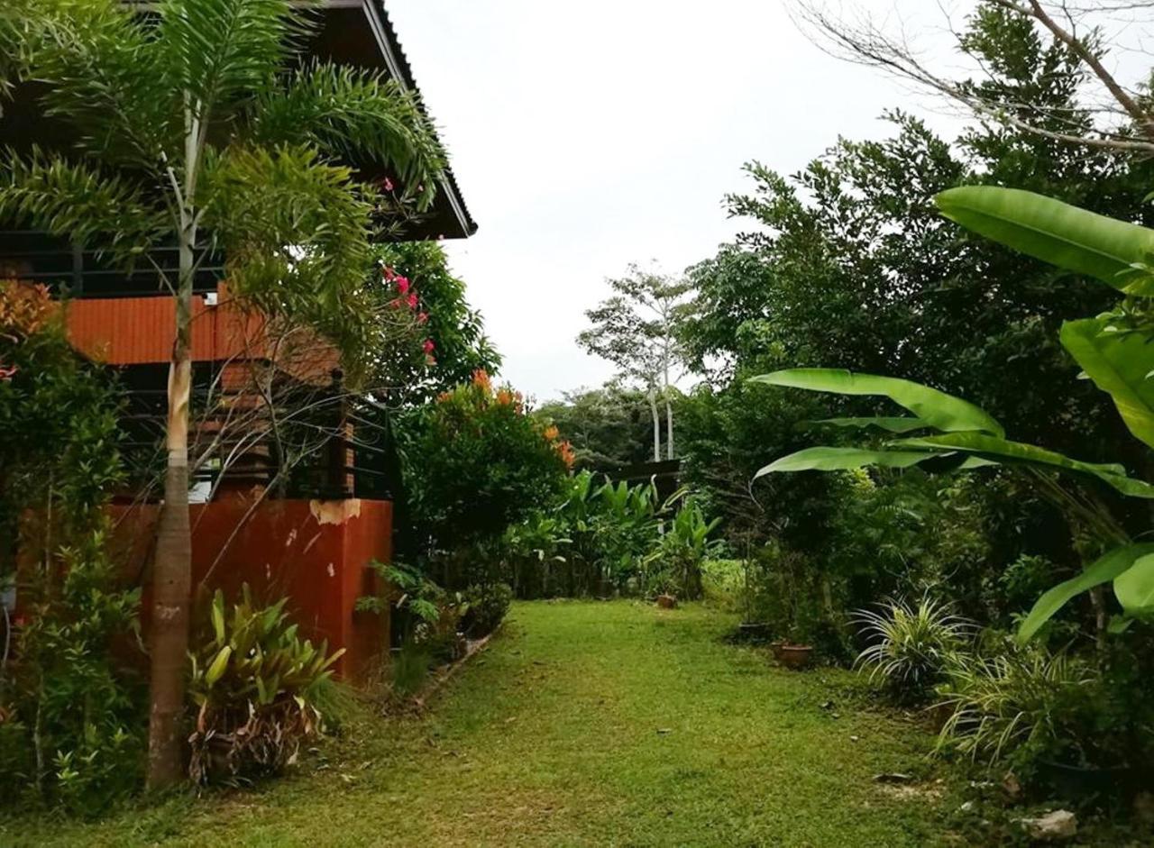 Lanta Wanida Resort Koh Lanta Exterior photo